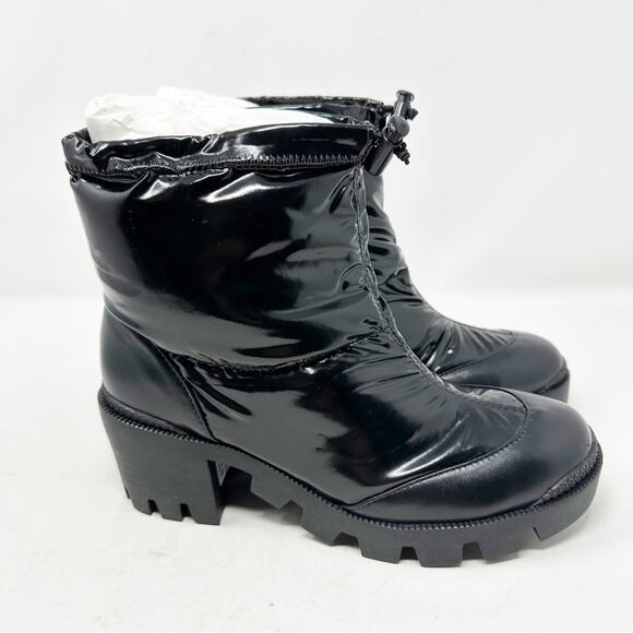 SCHUTZ Roseanne Black Rounded Toe Chunky Lug Sole Boots NWT in Size 7.5 - Picture 5 of 7